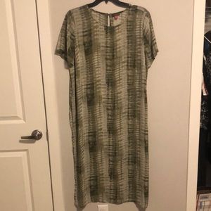 Vince Camuto long tunic green coverup dress blouse 💚